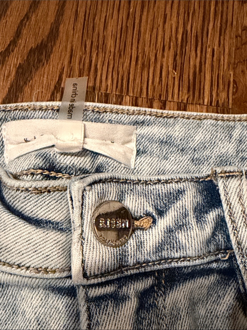 Risen Light denim distressed knee ankle jean 7/28 - Picture 4 of 14